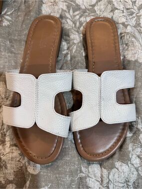 Sonoma White Open-Toe Slide Sandals